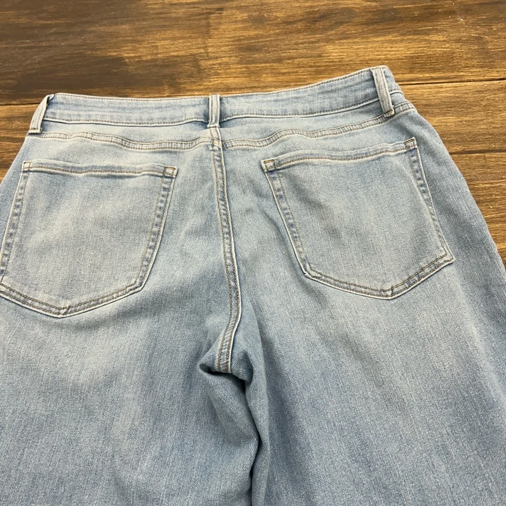 Size 12 Jeans 3 Pairs together . Old Navy(2) Wonderly(1) BGUC - Picture 10 of 13